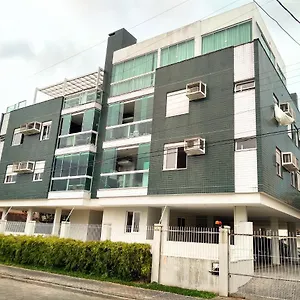  Apartamento De 2 Quartos A 3 Minutos A Pé Da De Cachoeira De Bom Jesu Com águas Calmas Brasil